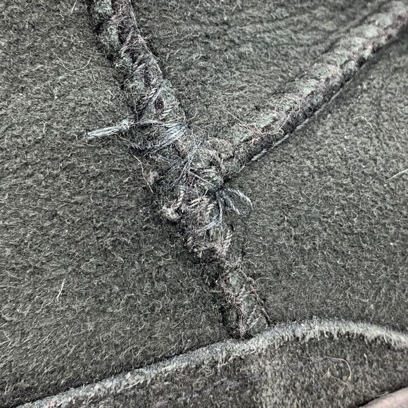 UGG Tall Boot - Black - 6 Wide - Picture 14 of 14